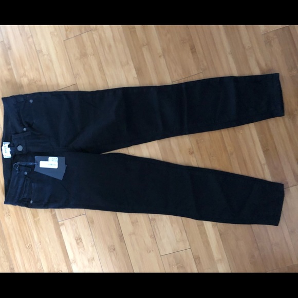PAIGE Denim - Paige Verdugo Crop Jeans. Black. Size 27. NWT